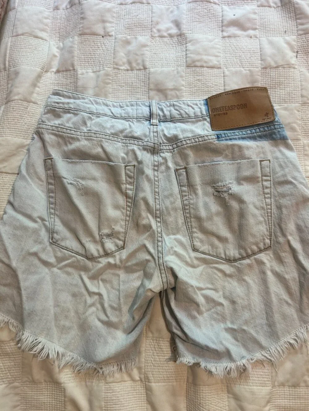 One Teaspoon Frankies low waist long length distressed denim shorts 🤍